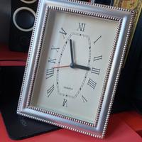 Orologio da tavolo al quarzo