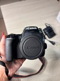 Kit Canon EOS 250D + 18-55mm  (9600 scatti)