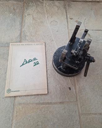 Manuale e attrezzo smontaggio Piaggio Ape 50