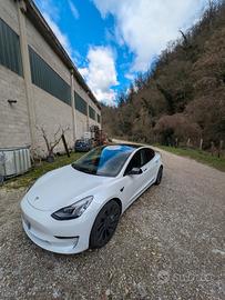 Tesla Model 3 Long Range Performance 2023