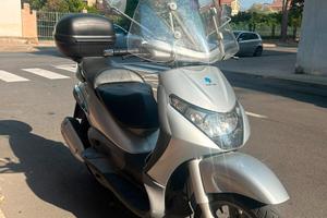 Piaggio Beverly 250 i.e. 2004