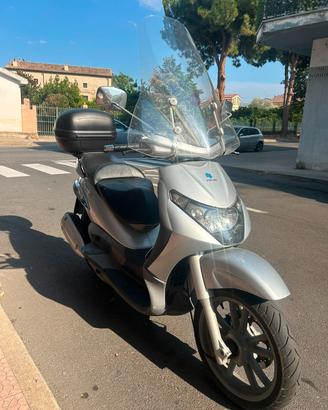 Piaggio Beverly 250 i.e. 2004