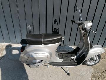 Vespa 50 special