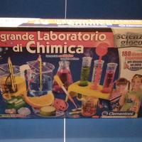 GRANDE LABORATORIO DI CHIMICA Clementoni.