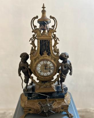 Orologio da camino in bronzo, originale fine 800’