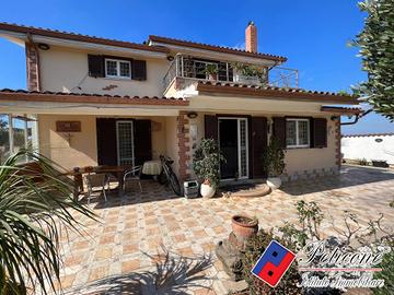 Villa - Anzio