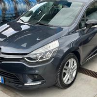 Renault clio 1.2 benzina