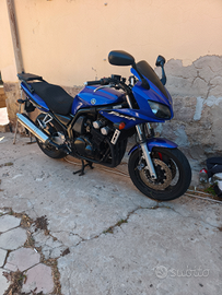Yamaha Fazer 600