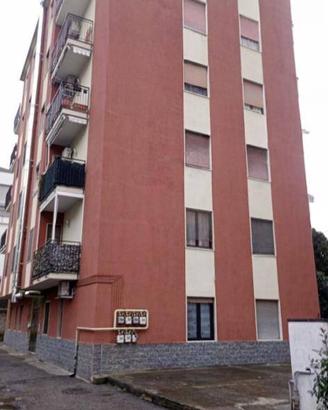 Immobile in asta di 42 m² con 1 locale a Caronno P