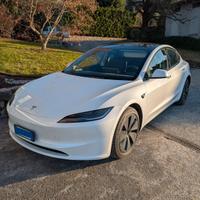 Tesla Model 3 2024 Long Range awd
