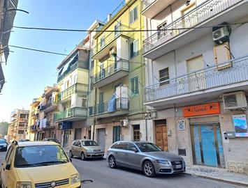 MONOLOCALE A BARLETTA