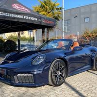 Porsche 911 Carrera 4 GTS Cabriolet 541 CV (...