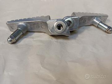 Pedane anteriori Honda Hornet 750