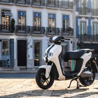 Yamaha Neo's - Demo