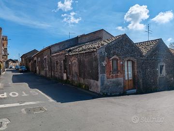 Casa singola con terreno a Belpasso