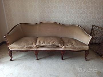 Divano Classico in Noce Metà '900  Luigi Filippo