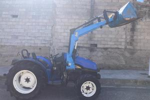 TRATTORE NEW HOLLAND 55