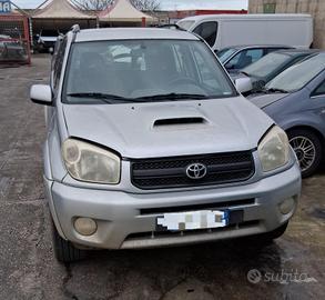 RICAMBI USATI AUTO TOYOTA Rav4 3Â° Serie 1CDFTV Di