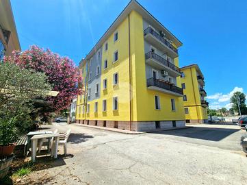 3 LOCALI A TERNI