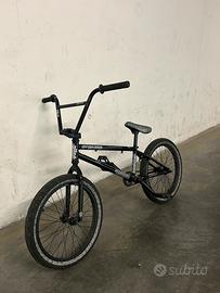 Bicicletta BMX
