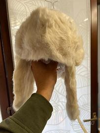 Cappello pelo bianco