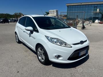 Ford Fiesta 1.4 TDCi 5p. Titanium