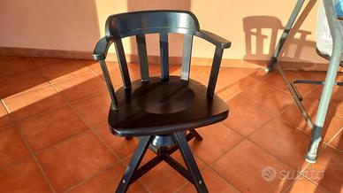 sedia girevole LEGNO nera IKEA