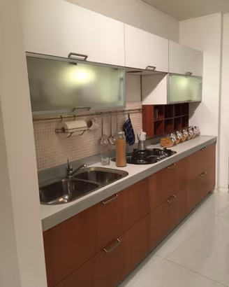 Cucina nuova legno ciliegio laminato bianco