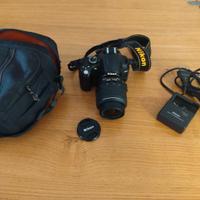 Nikon D5000 con borsa