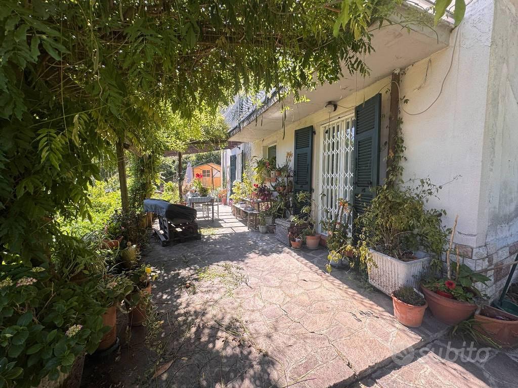 Casa – Follo, Piano di Follo - Vista 3