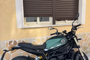 BENELLI LEONCINO 800