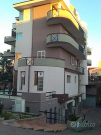 Locale polivalente in viale Americhe