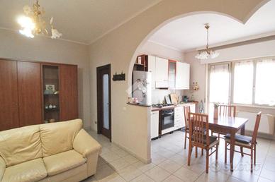 4 LOCALI A CAMPOMARINO