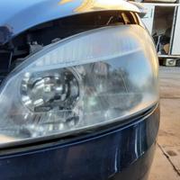 TATA INDIGO STATION WAGON 2009 - FARO ANTERIORE SI