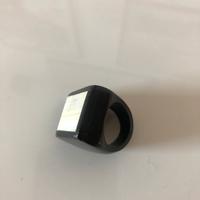 Anello madreperla e osso