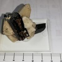 Minerale: Pirocloro Aegirina Ortoclasio