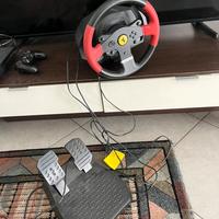 Simulatore di guida thrustmaster