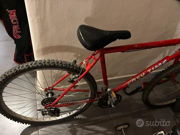 bicicletta mountain bike