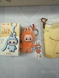 Popmart Labubu Pin for Love - Lettera J