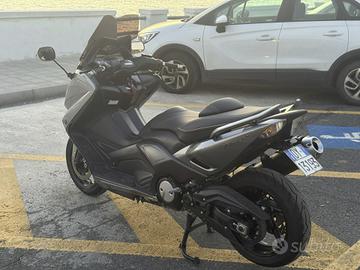Yamaha T Max 530