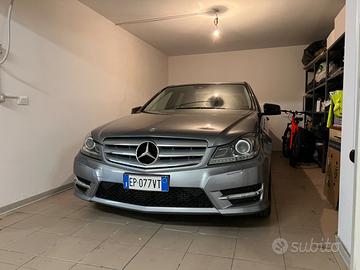 MERCEDES Classe C (W/S204) - 2012