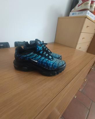 nike air max TN  squalo blu e nere