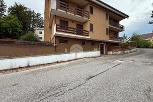 5 LOCALI A OVINDOLI