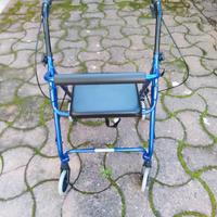 deambulatore per anziani