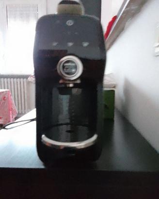 Macchina da caffè elettrica marca A Modo Mio