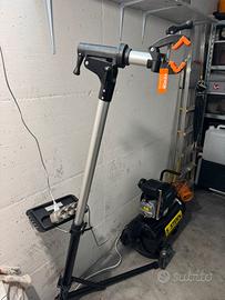 Supporto riparazione bici