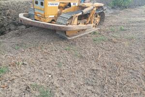 trattore 655 con apripista 