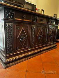 Mobile credenza