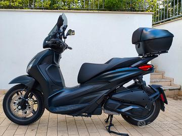 PIAGGIO BEVERLY 300 HPE S  1700 km