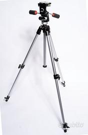 Treppiede Manfrotto 055 con testa 029MK2